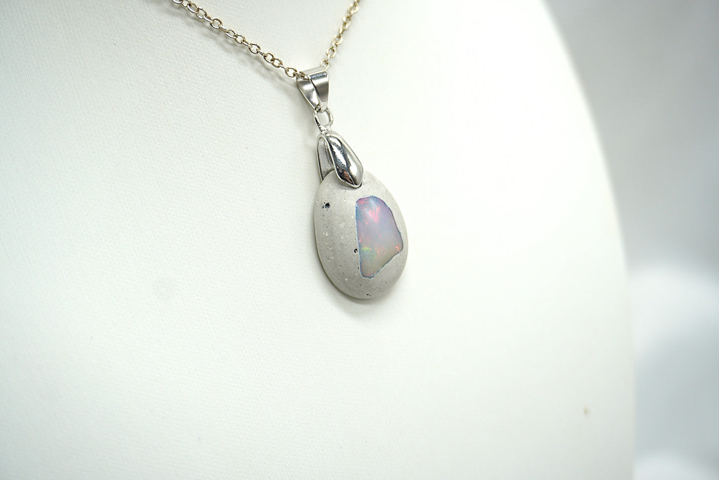 PENDENTIF OPALE (ref 1)