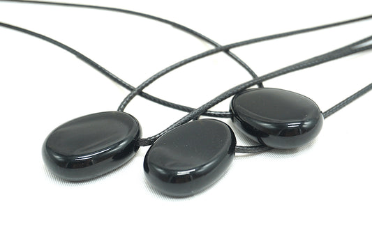 PENDENTIF PIERRE PERCEE OBSIDIENNE NOIRE