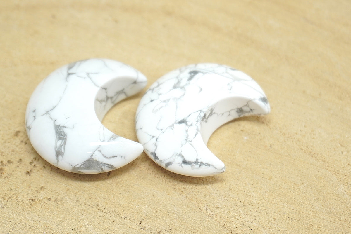 LUNE HOWLITE