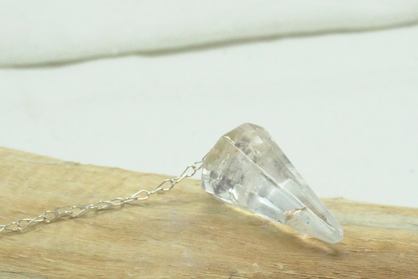 PENDULE POINTE CRISTAL DE ROCHE