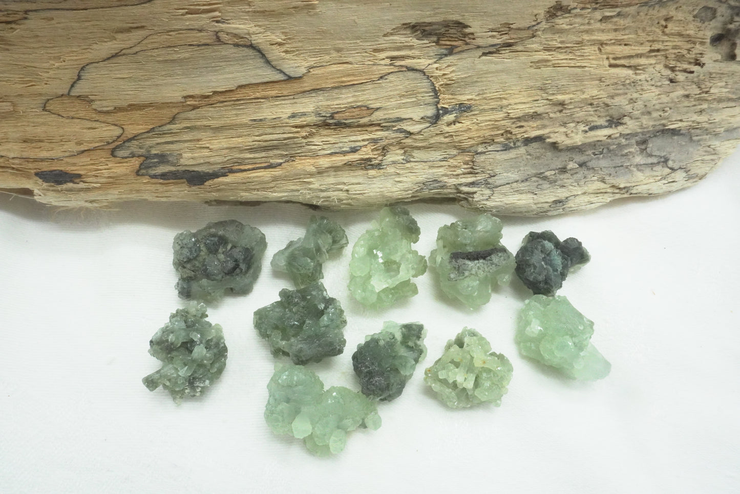 PREHNITE BRUTE