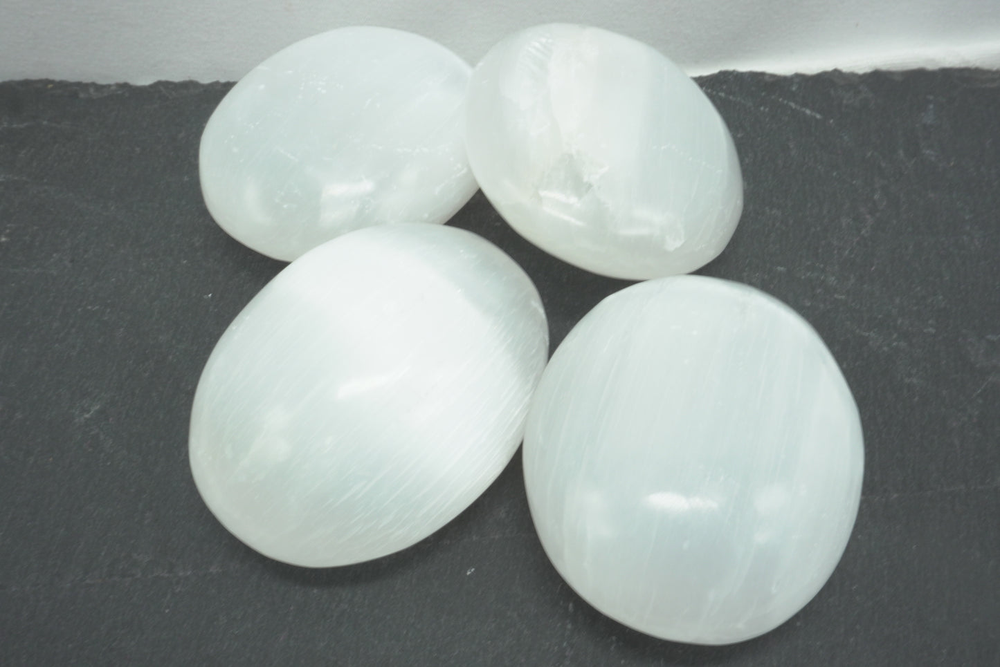 GALET SELENITE