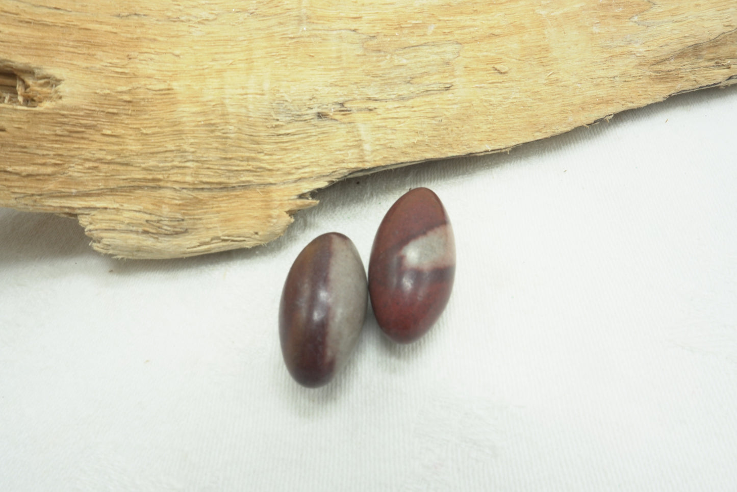 SHIVA LINGAM (25 à 35 MM)