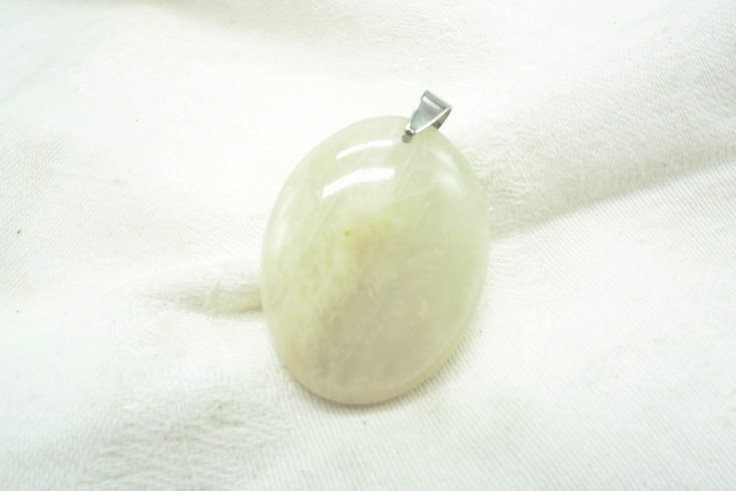 PENDENTIF OVALE PIERRE DE LUNE BEIGE