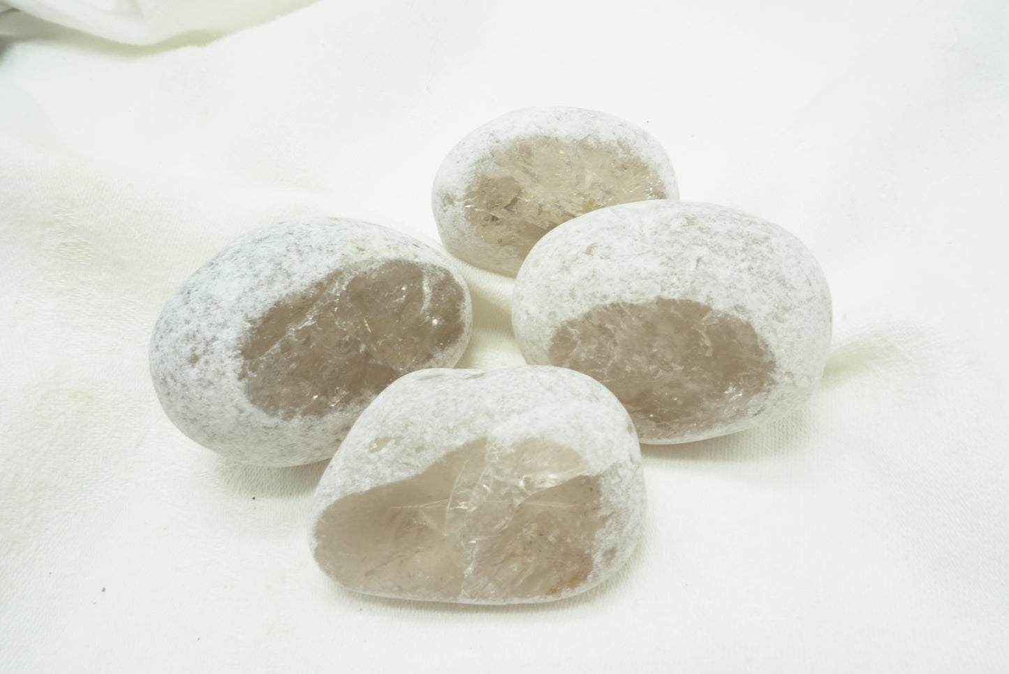 EMMA EGGS QUARTZ FUME
