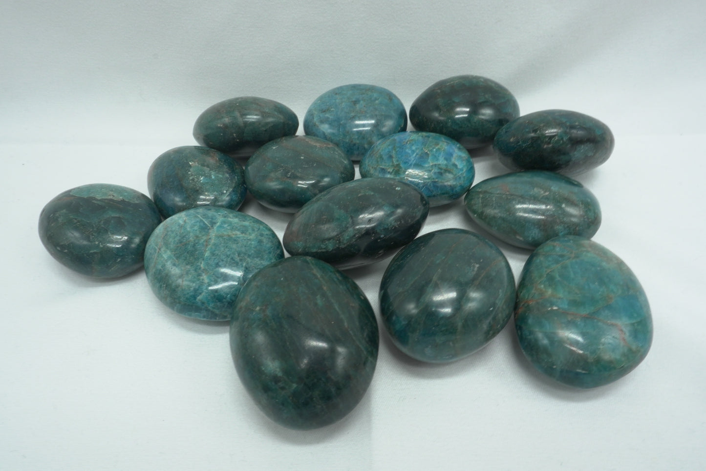 GALET APATITE BLEUE