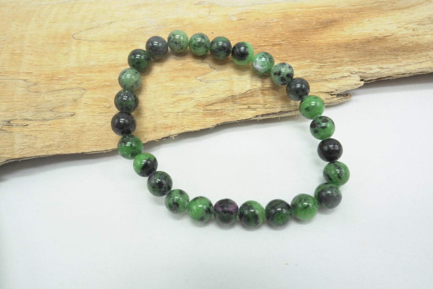 BRACELET RUBIS SUR ZOISITE 8MM