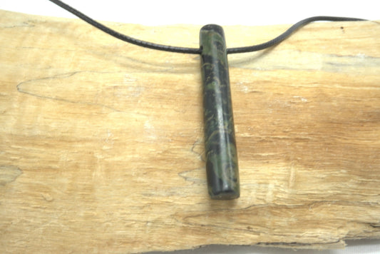 PENDENTIF TUBE JASPE KAMBABA