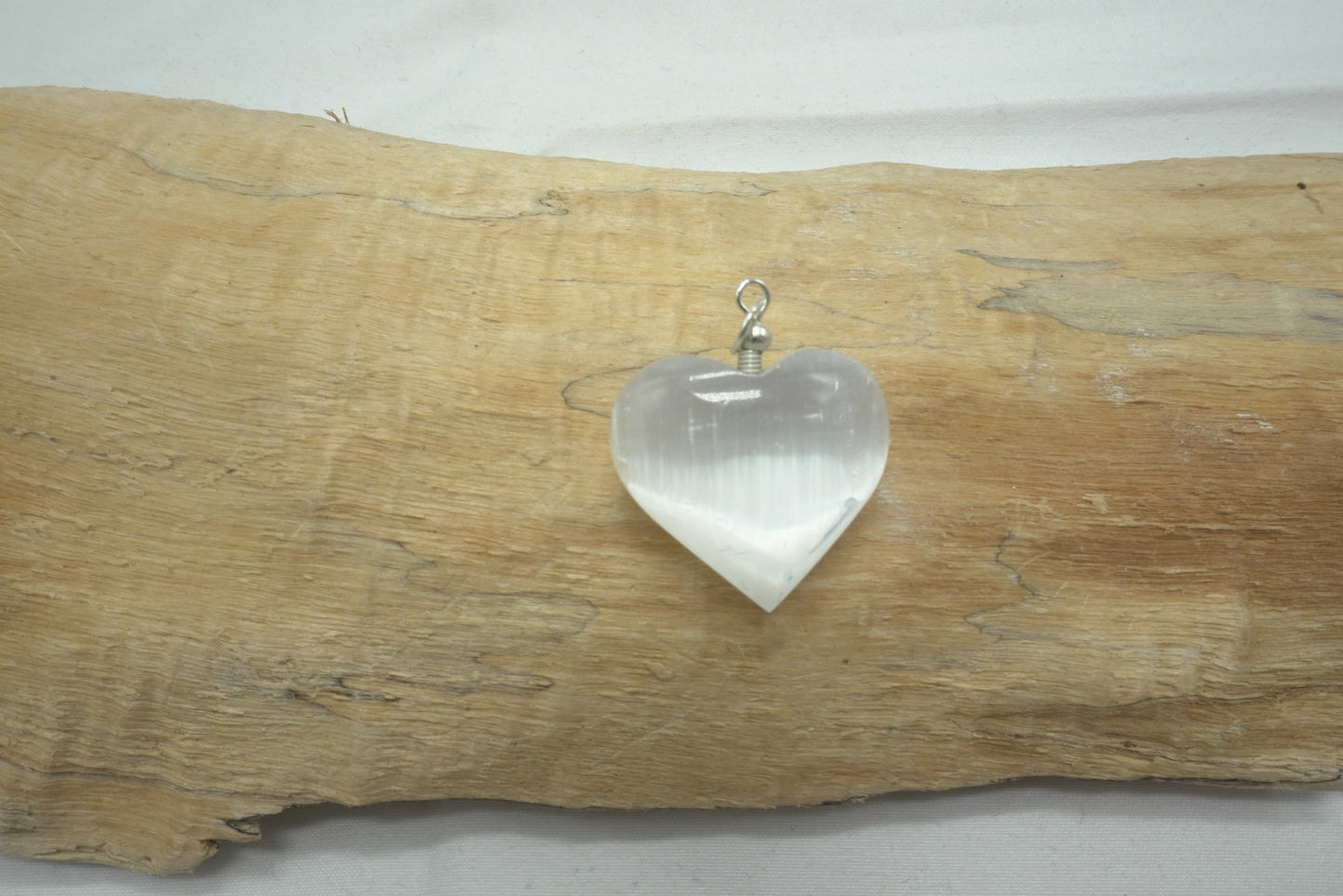 PENDENTIF COEUR SELENITE
