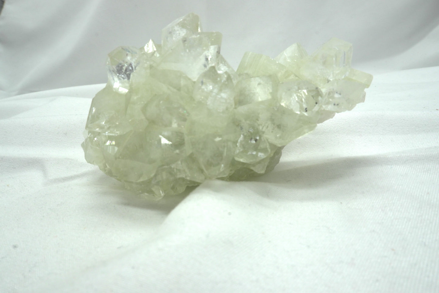 APOPHYLLITE BRUT (176 grammes)
