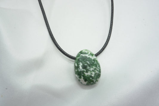 PENDENTIF PIERRE PERCEE AGATE ARBRE