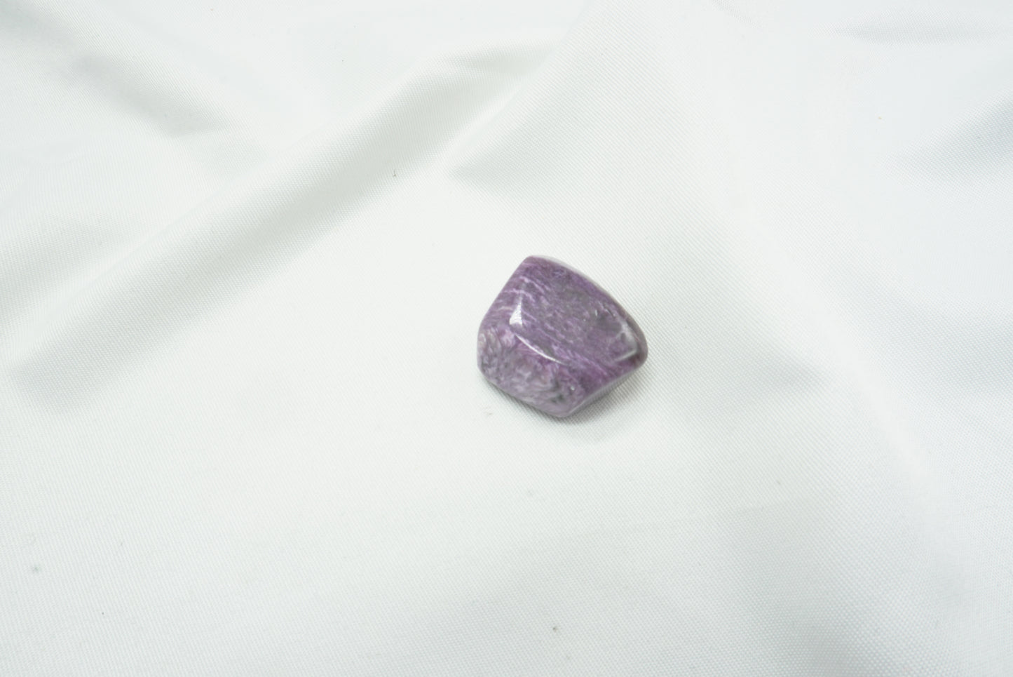 PIERRE ROULEE CHAROITE (9 grammes)