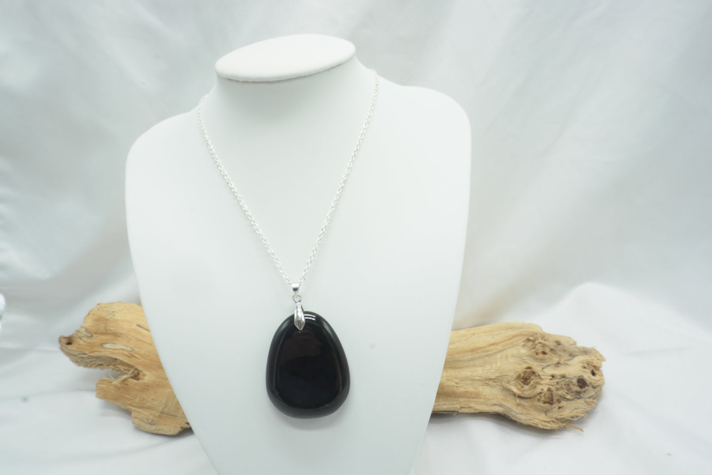 PENDENTIF PIERRE PLATE OBSIDIENNE ARC EN CIEL