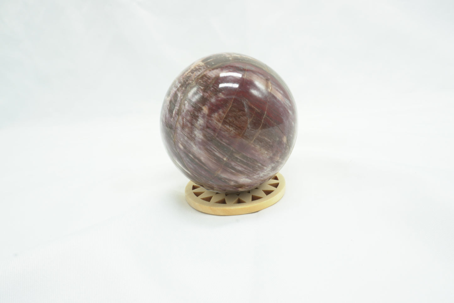 SPHERE BOIS FOSSILISÉ (349 grammes)