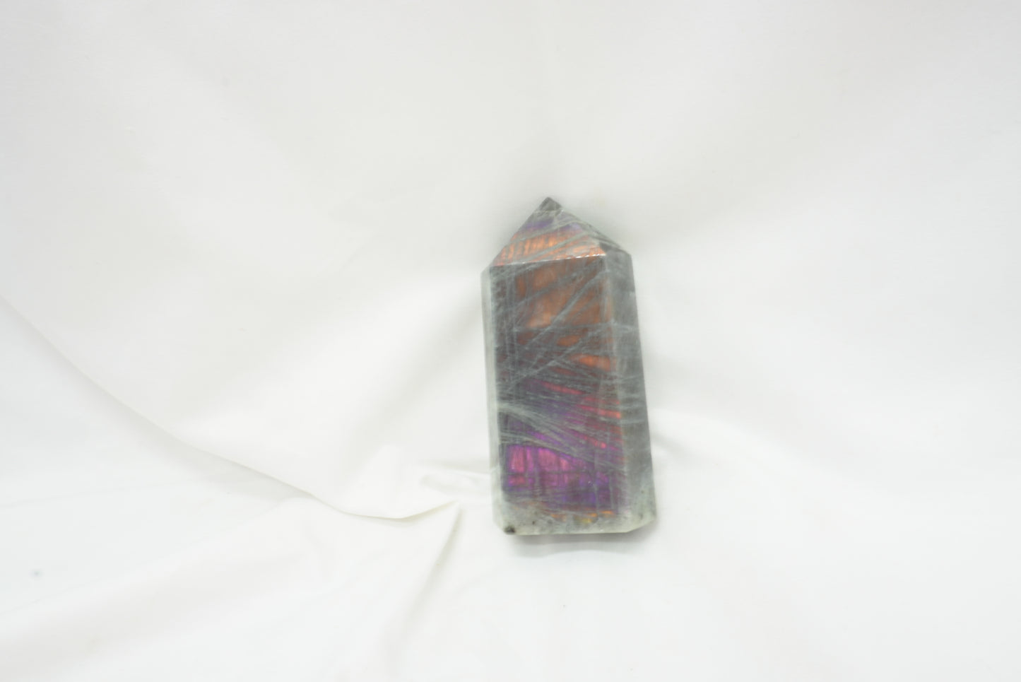 POINTE LABRADORITE (174 grammes)