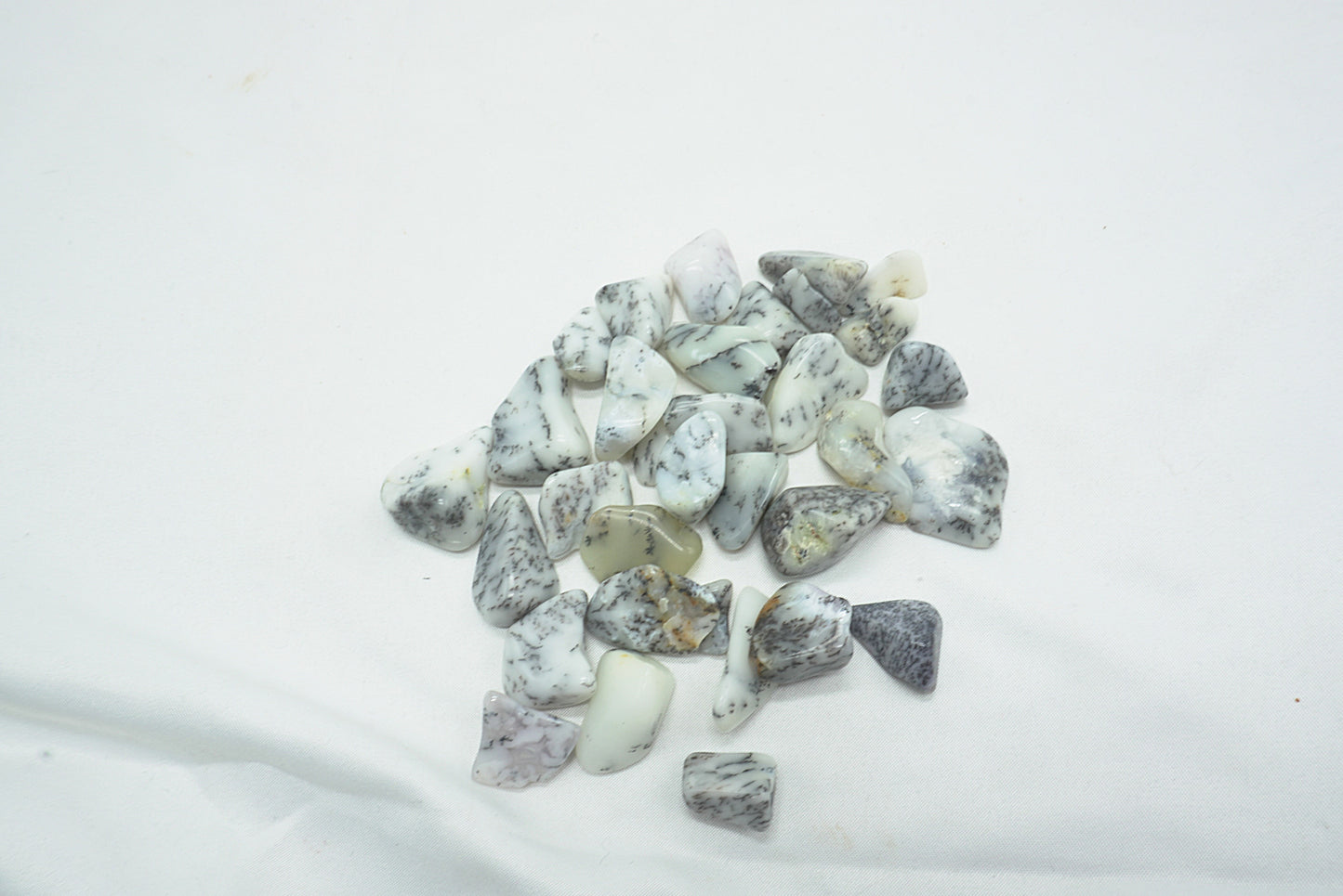 PIERRE ROULEE AGATE DENDRITIQUE 15 à 25 mm