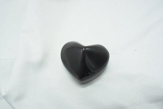 COEUR OBSIDIENNE ARC EN CIEL (91 grammes)