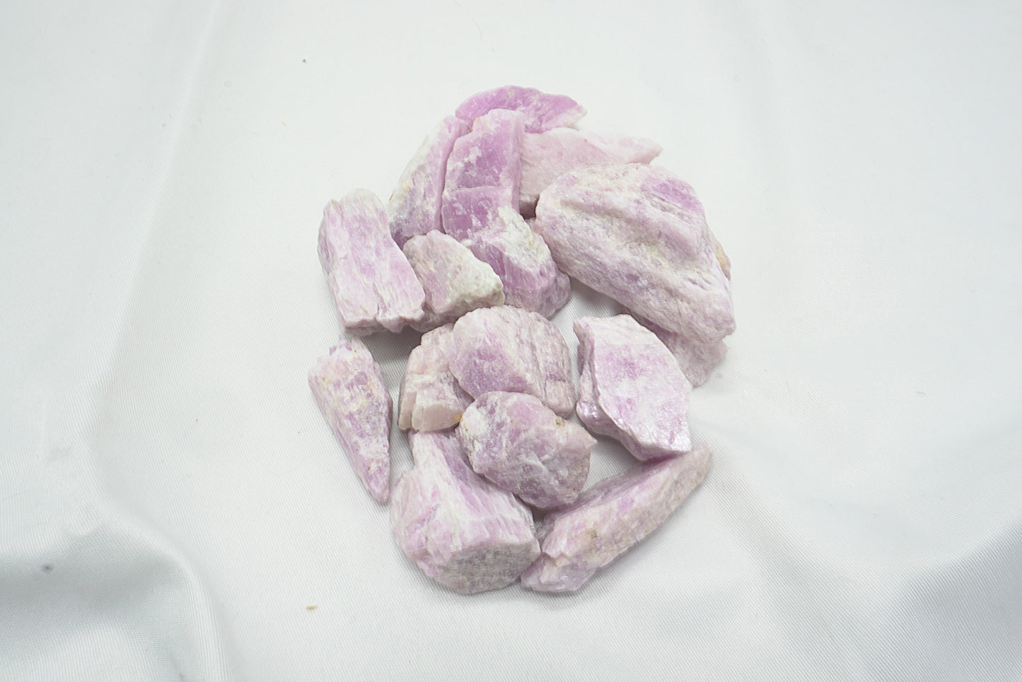 BRUT KUNZITE