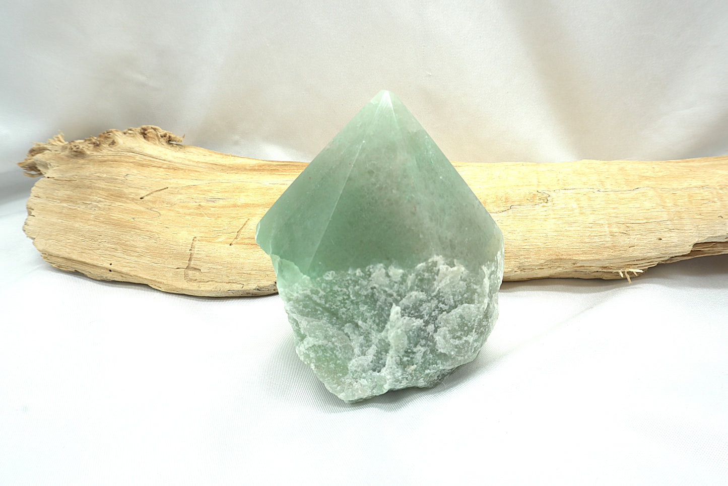 POINTE AVENTURINE VERTE (225 grammes)
