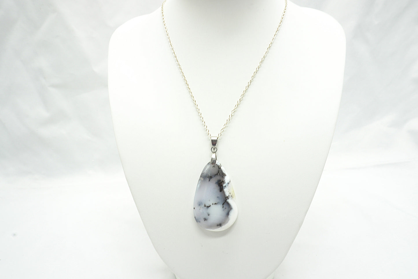 PENDENTIF AGATE DENDRITIQUE (ref 7)