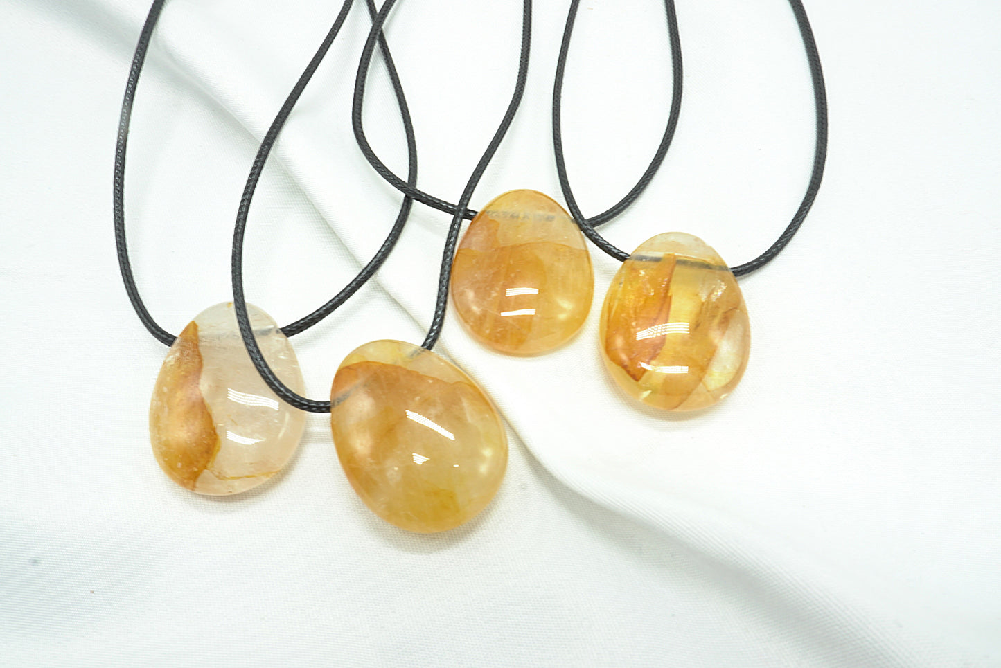 PENDENTIF PIERRE PERCEE QUARTZ HEMATOIDE