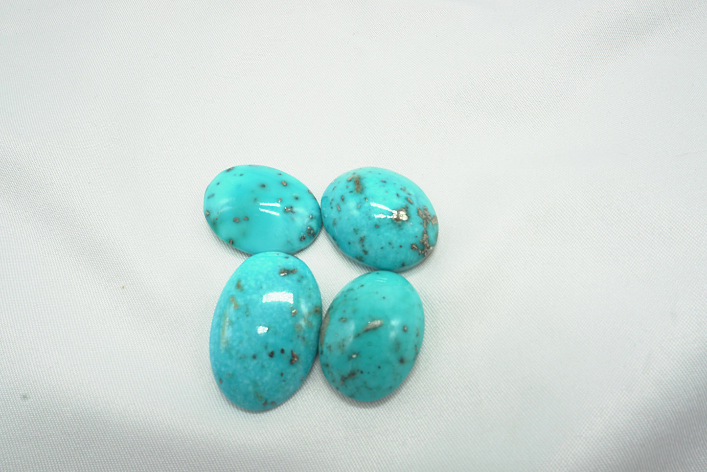 CABOCHON TURQUOISE D'IRAN