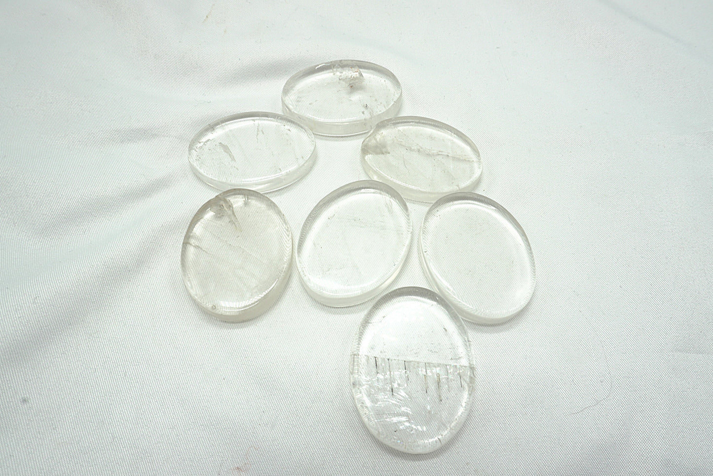 GALET PLAT CRISTAL DE ROCHE
