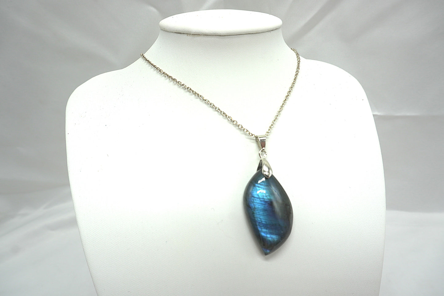 PENDENTIF LABRADORITE (ref 9)