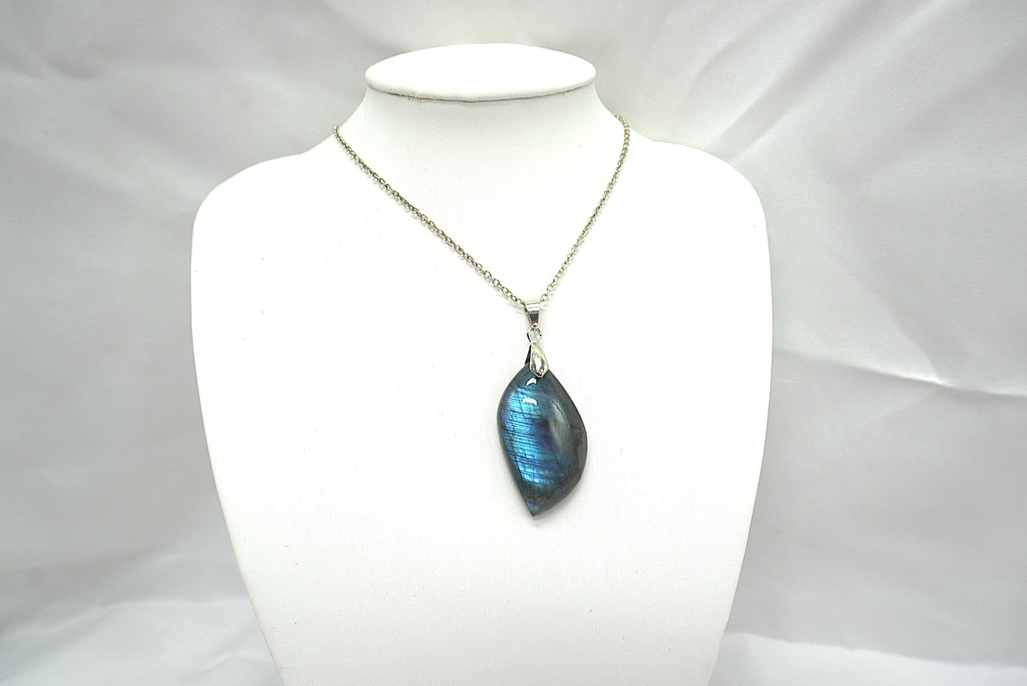 PENDENTIF LABRADORITE (ref 9)