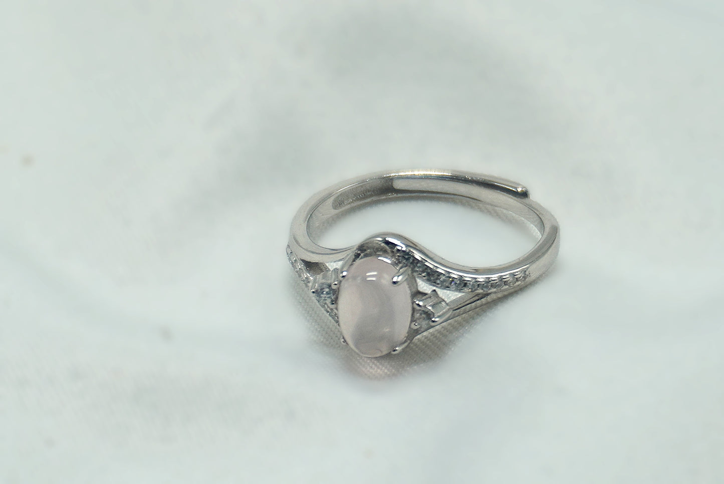 BAGUE AJUSTABLE QUARTZ ROSE ARGENT