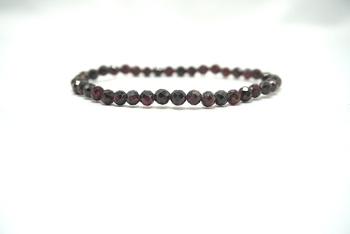 BRACELET GRENAT ROUGE FACETTE 4MM