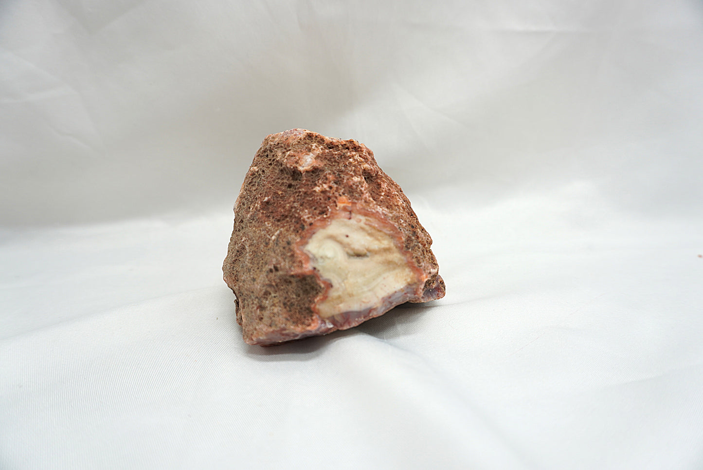 GEODE AGATE ROUGE (480 grammes)