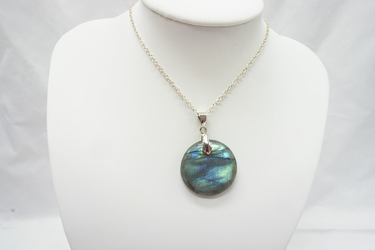 PENDENTIF LABRADORITE ROND (ref 6)