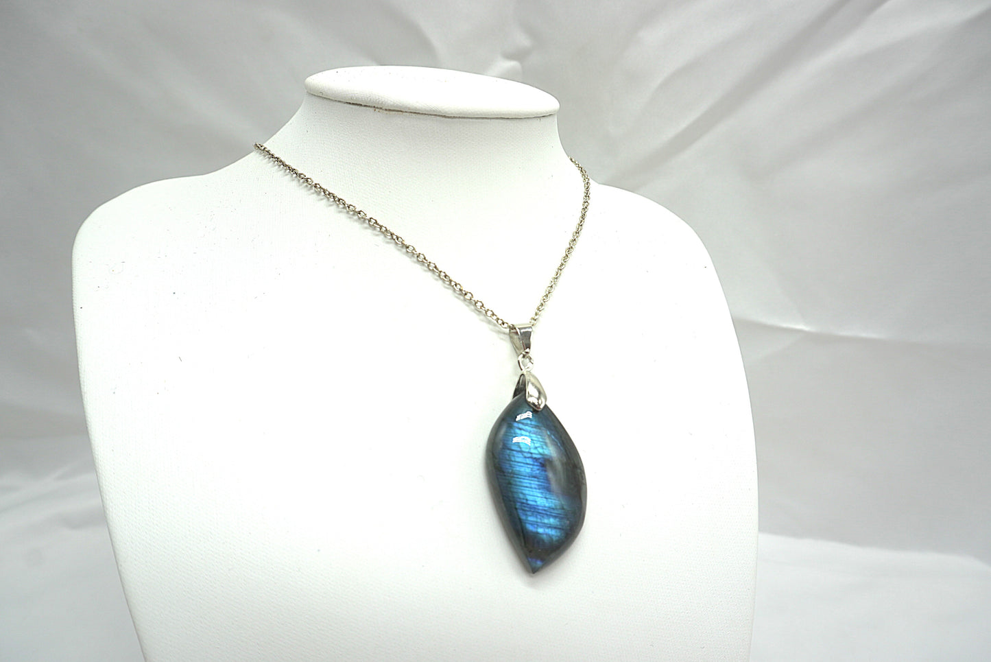 PENDENTIF LABRADORITE (ref 9)
