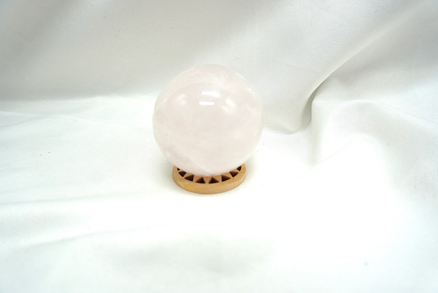 SPHERE QUARTZ ROSE (154 grammes)
