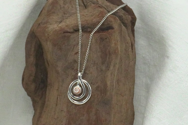 PENDENTIF ARGENT OEIL DE SAINTE LUCIE MEDITERRANEE