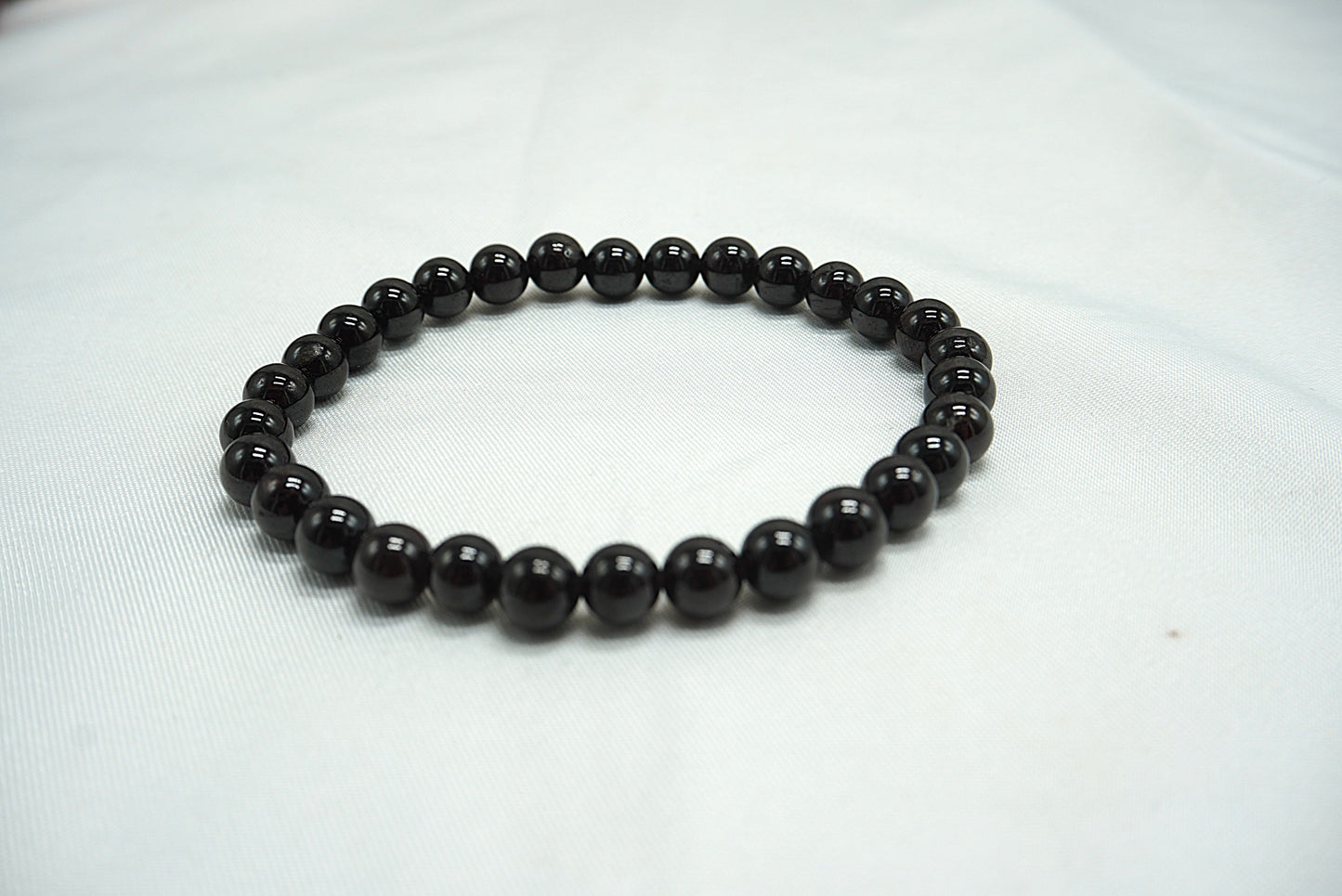 BRACELET GRENAT ALMANDIN 6MM