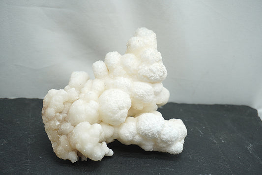 BRUT ARAGONITE BLANCHE (487 grammes)