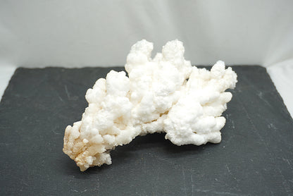 BRUT ARAGONITE BLANCHE (657 grammes)