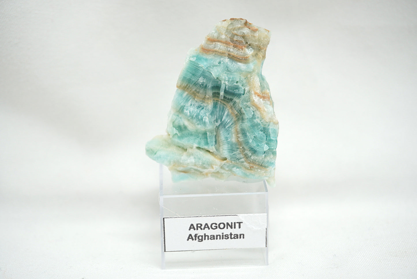 BRUT ARAGONITE BLEUE SUR SOCLE