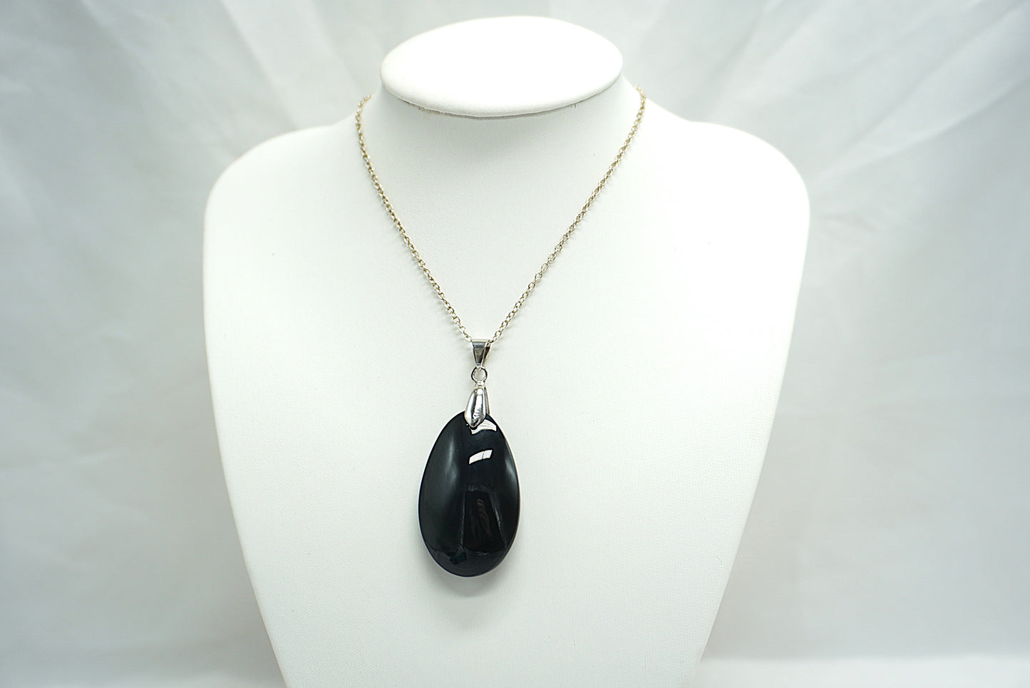 PENDENTIF OBSIDIENNE OEIL CELESTE (Ref 2)