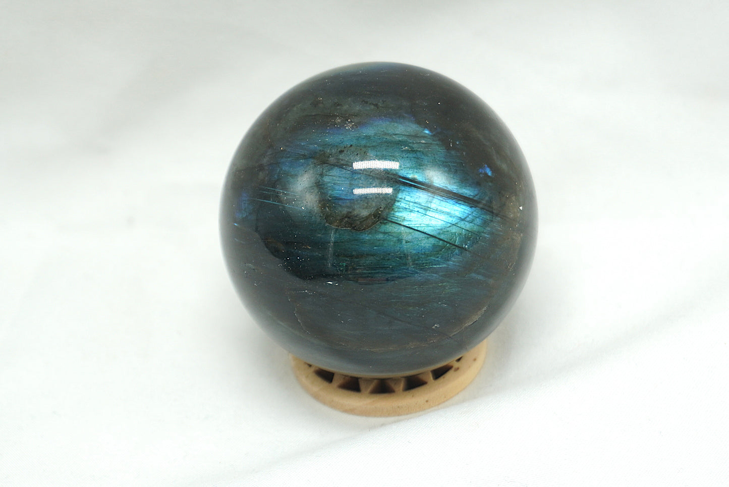 SPHERE LABRADORITE