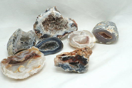 GEODINOS CALCEDOINE AGATE
