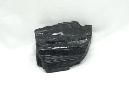 BLOC TOURMALINE NOIRE BRUT (285 grammes)