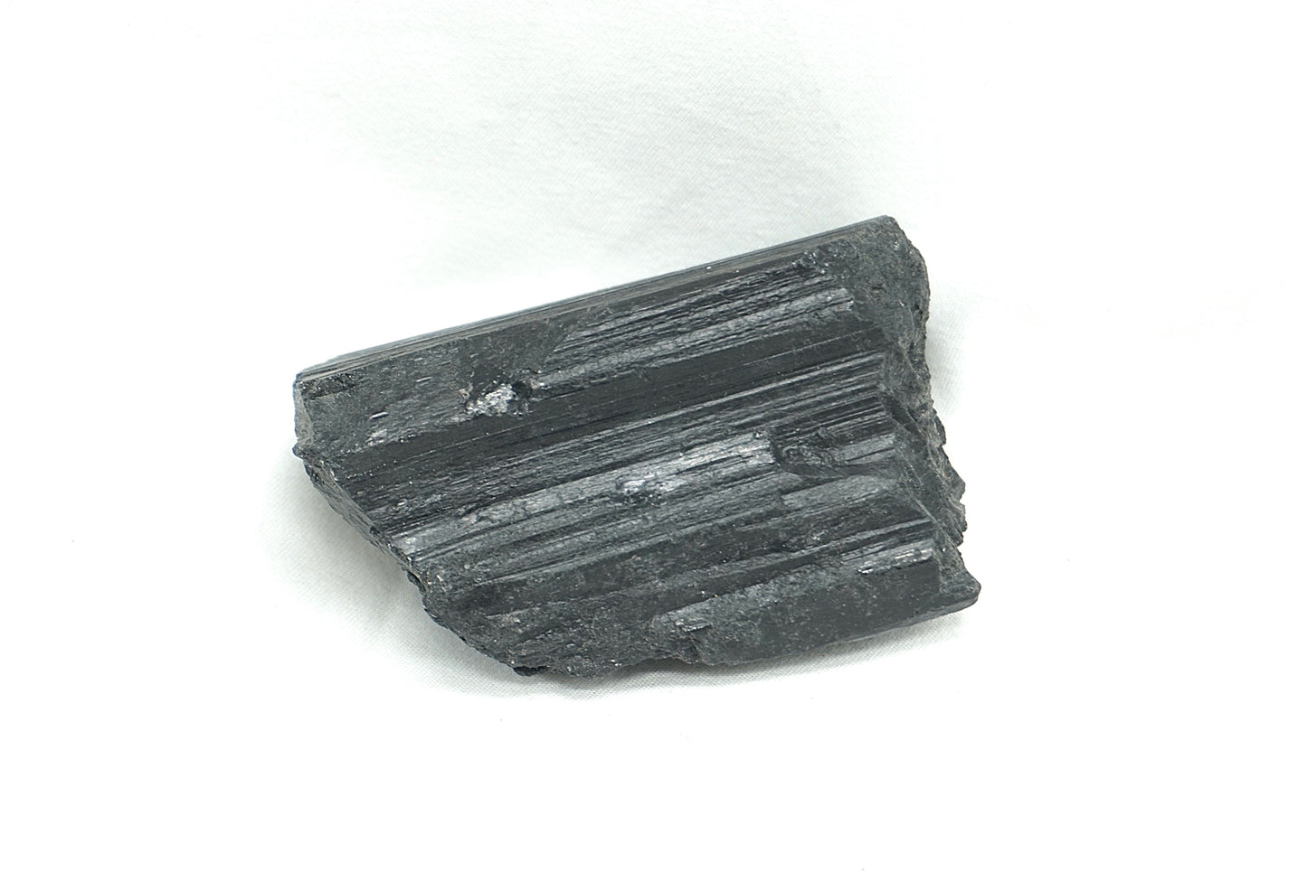 BLOC TOURMALINE NOIRE BRUT (180 grammes)