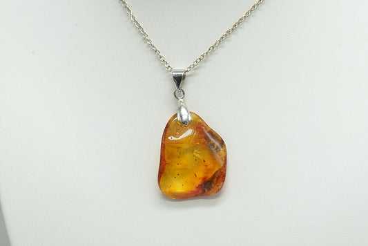 PENDENTIF AMBRE (ref 1)