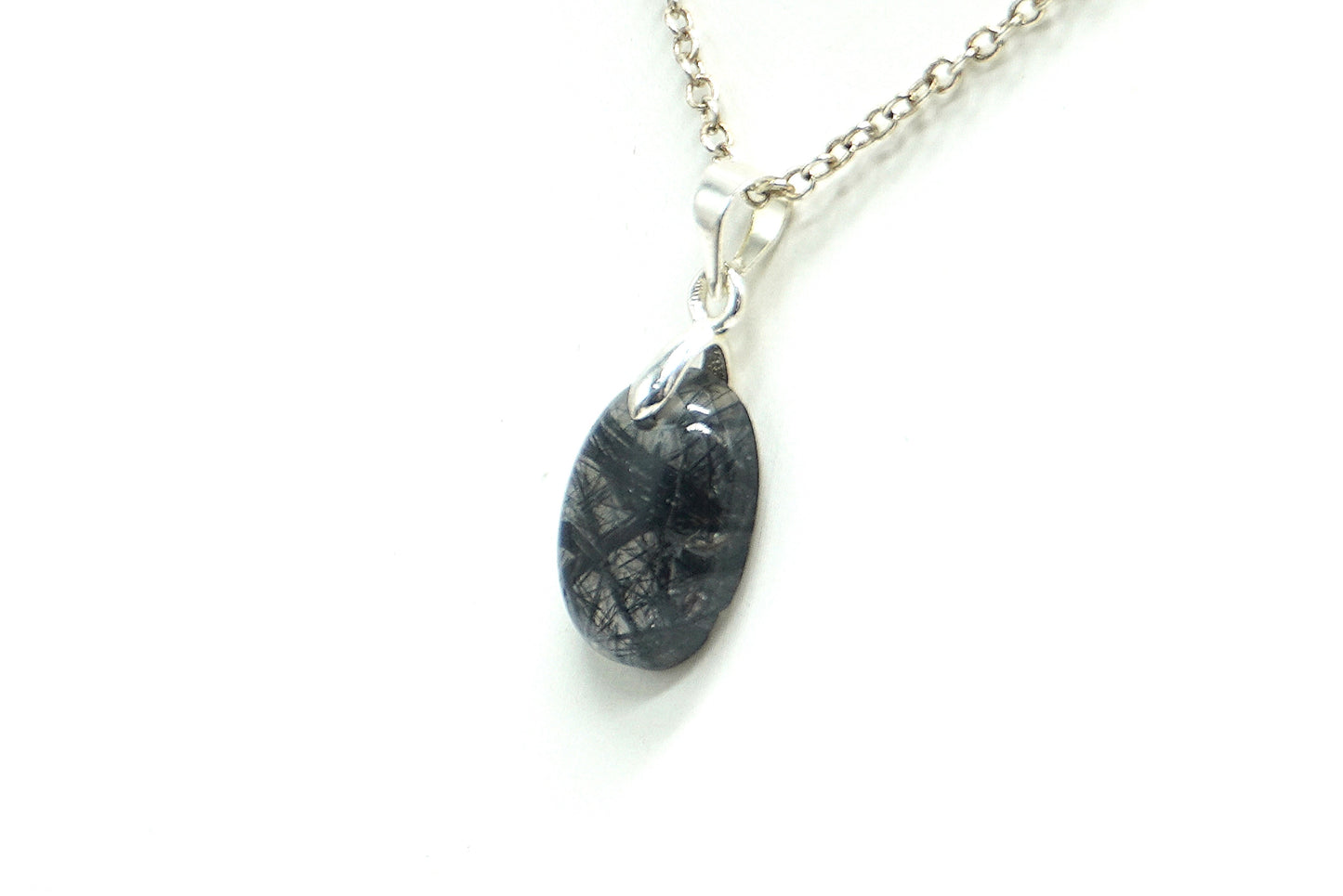 PENDENTIF QUARTZ TOURMALINE (ref 2)