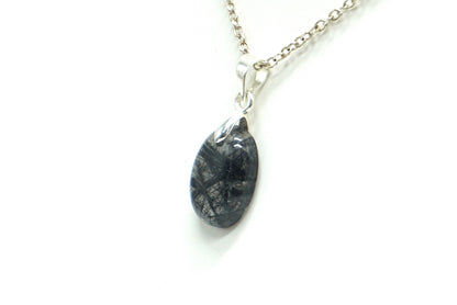 PENDENTIF QUARTZ TOURMALINE (ref 2)