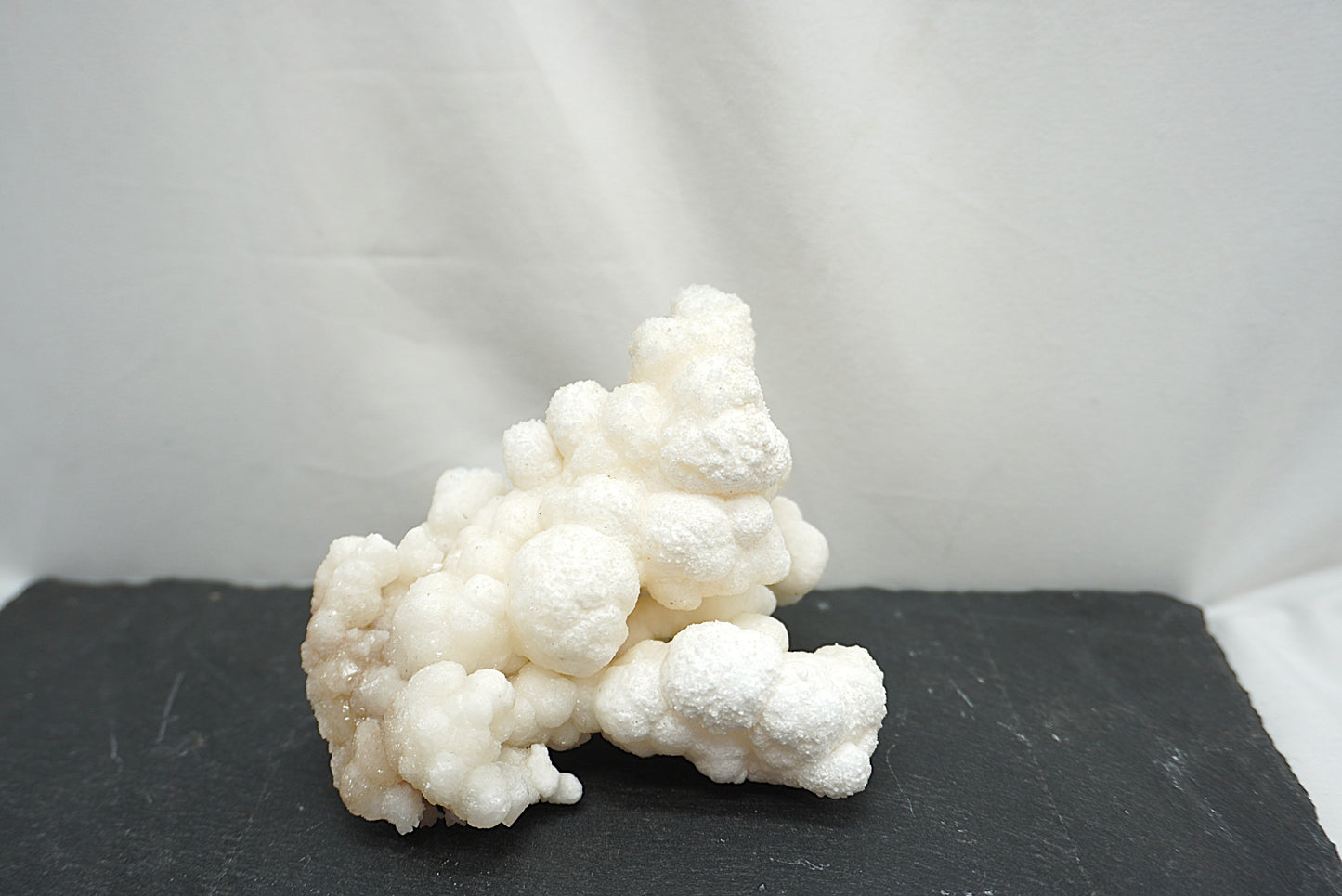 BRUT ARAGONITE BLANCHE (487 grammes)