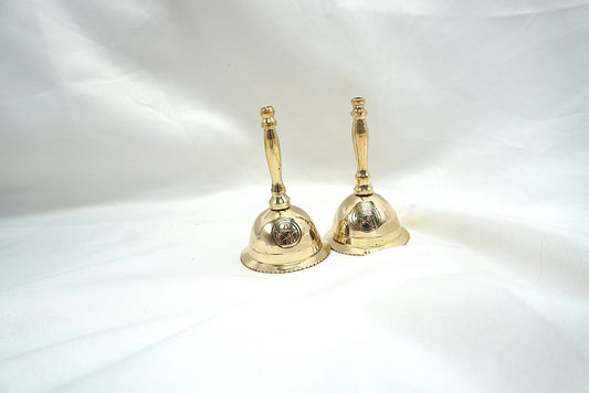 CLOCHE EN LAITON